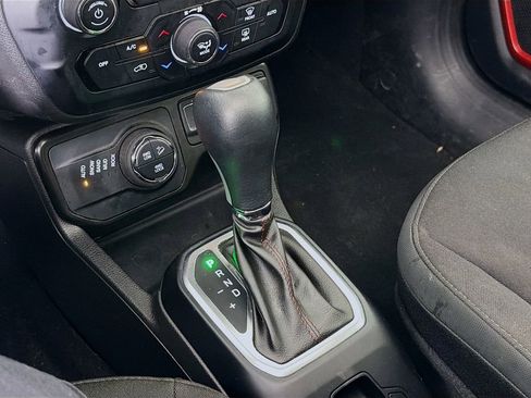 Used 2023 Jeep Renegade Trailhawk w/ Sun/Sound Group image 21