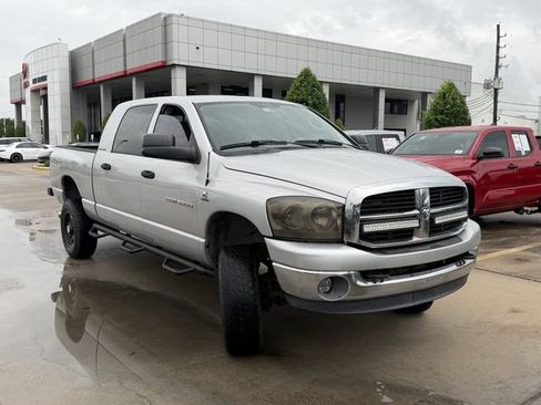 Used 2006 Dodge Ram 3500 Truck SLT w/ Light Group AWD/4WD image 3