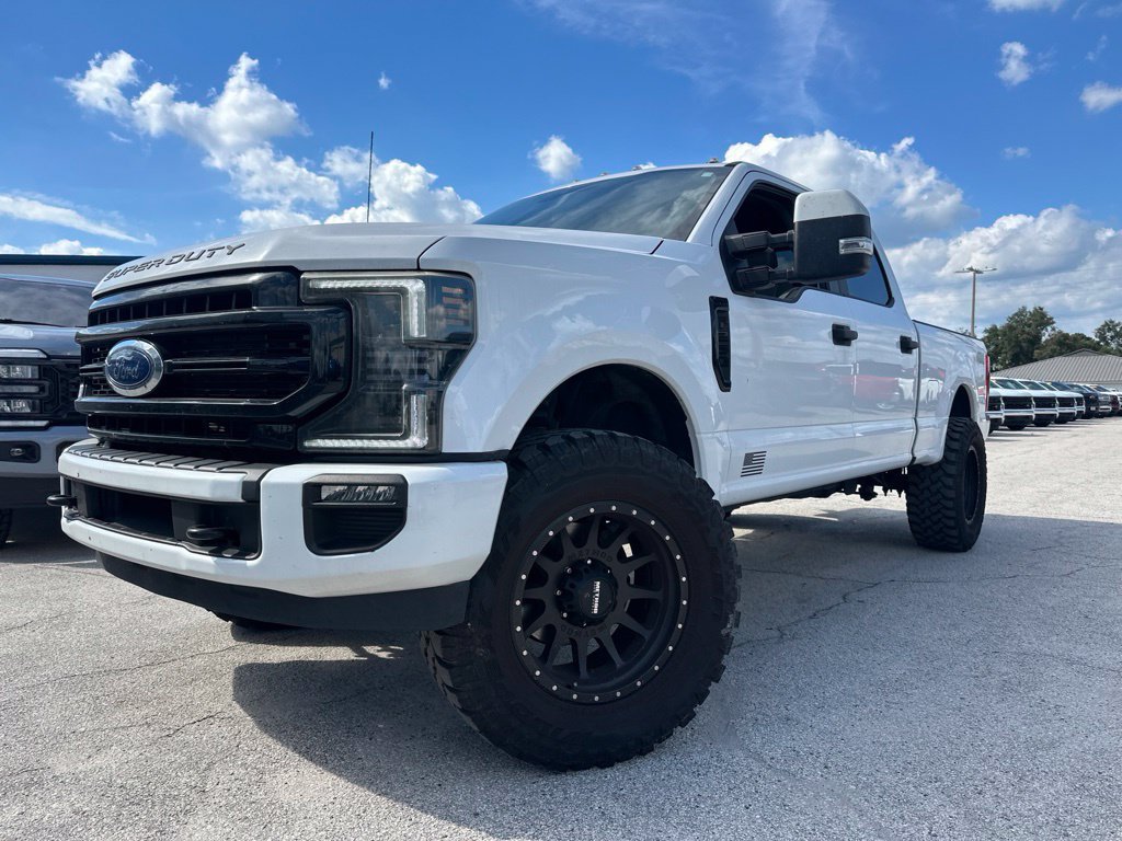 Used 2022 Ford F250 XL w/ Power Equipment Group AWD/4WD image 1