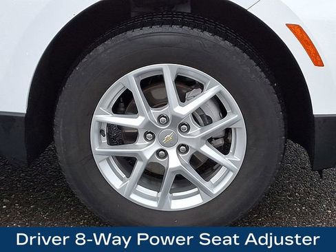 Used 2024 Chevrolet Equinox LS w/ LS Convenience Package image 12