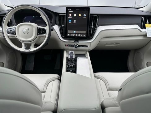 New 2026 Volvo XC60 T8 Ultra w/ Protection Package Premier AWD/4WD image 10