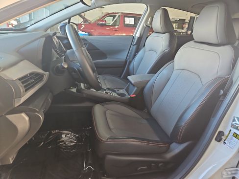 Certified 2025 Subaru Crosstrek 2.5i Limited w/ Popular Package #3A image 9