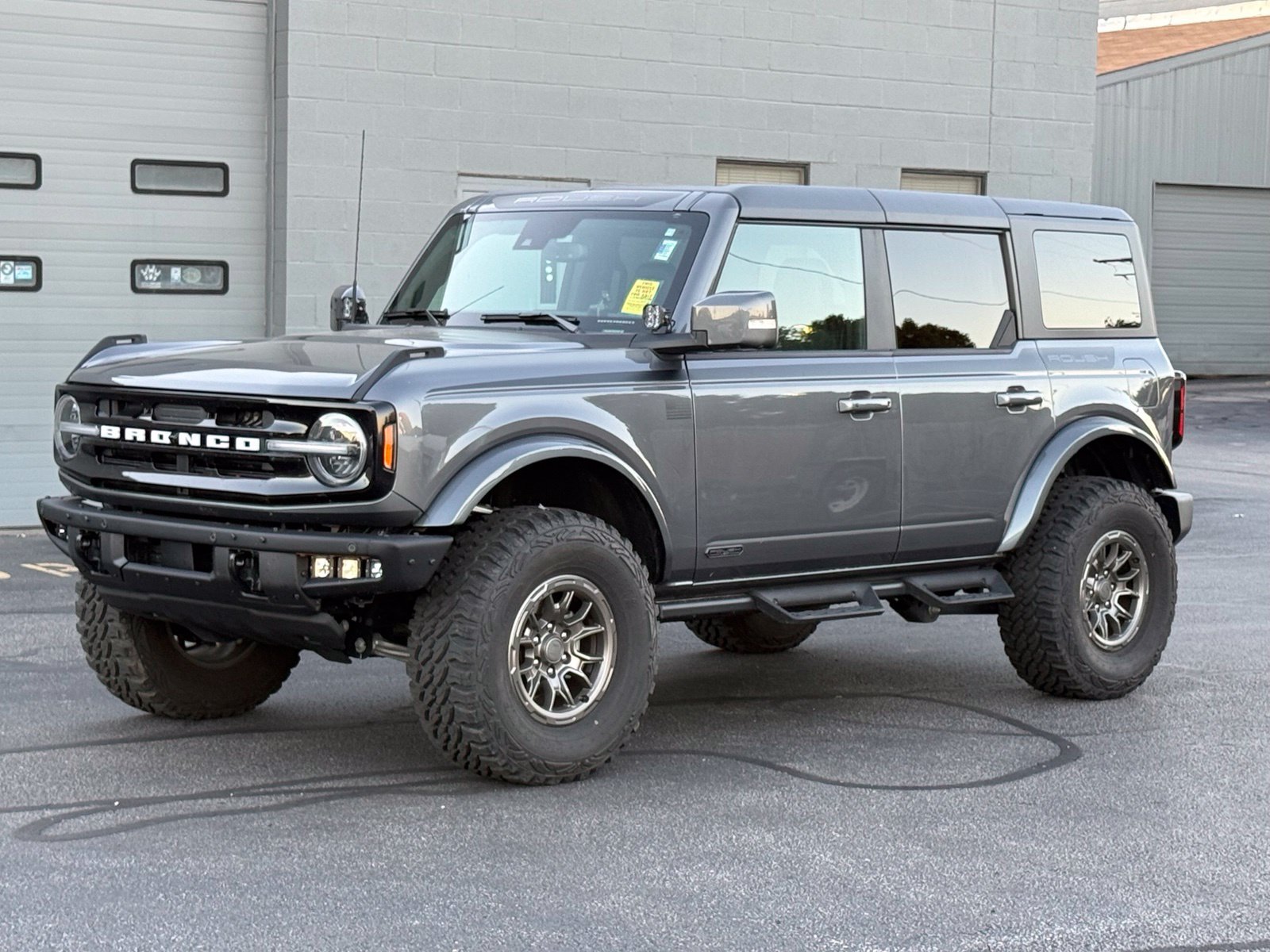 Used 2024 Ford Bronco Outer Banks AWD/4WD image 8