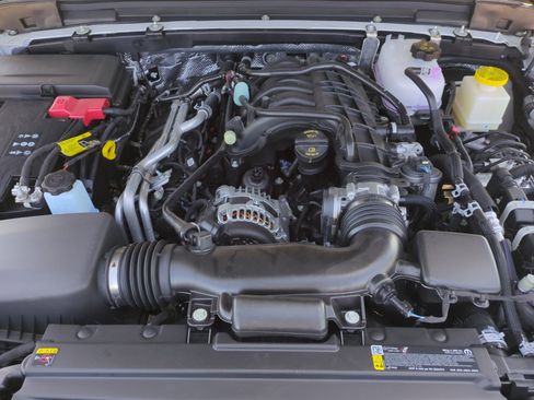 New 2026 Jeep Gladiator Sport image 21