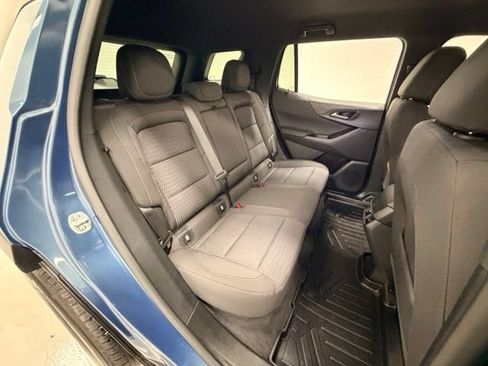 Certified 2025 Chevrolet Equinox LT w/ Safety and Technology Package AWD/4WD image 24