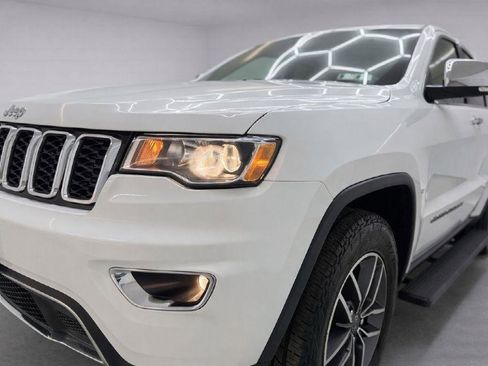 Used 2021 Jeep Grand Cherokee Limited image 39