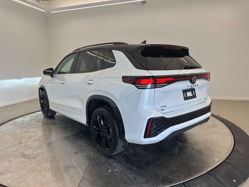 New 2026 Volkswagen Tiguan SE R-Line AWD/4WD image 6