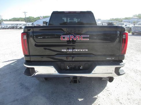 New 2026 GMC Sierra 3500 SLT w/ SLT Premium Package AWD/4WD image 6