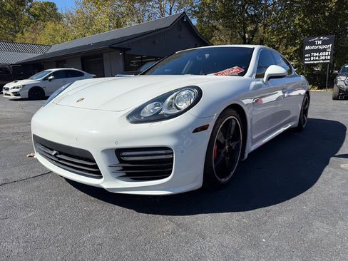 Used 2014 Porsche Panamera Turbo Executive w/ Sport Chrono Package image 31