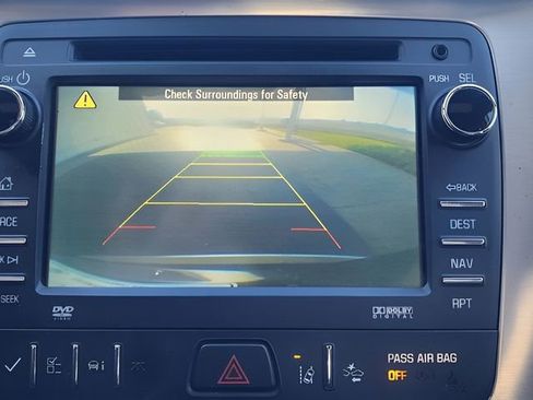 Used 2015 GMC Acadia SLT image 35