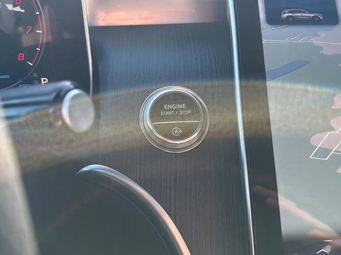 New 2026 Mercedes-Benz GLC 300 4MATIC image 13