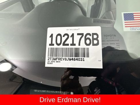 Used 2018 Toyota RAV4 XLE w/ Plus Extra Value Package FWD image 30