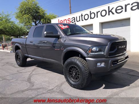 Used 2018 RAM 2500 Laramie w/ Sport Appearance Group AWD/4WD image 3