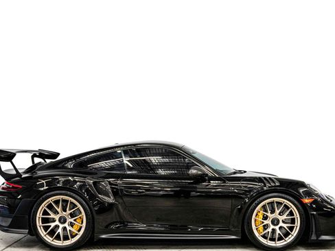 Used 2018 Porsche 911 GT2 RS RWD image 2