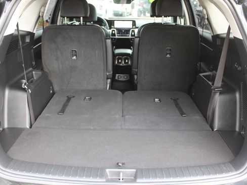 Certified 2023 Kia Sorento EX image 12