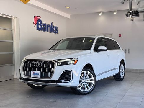 Used 2025 Audi Q7 2.0T Premium w/ Convenience Package AWD/4WD image 2