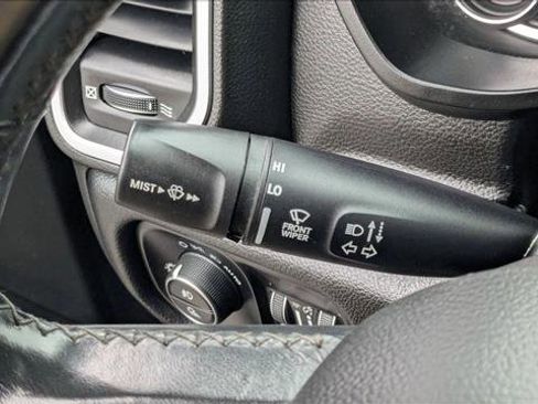 Used 2019 RAM 1500 Big Horn AWD/4WD image 15