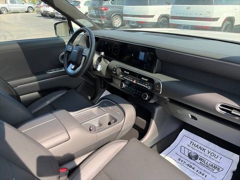 Certified 2026 Hyundai Palisade Calligraphy FWD image 5