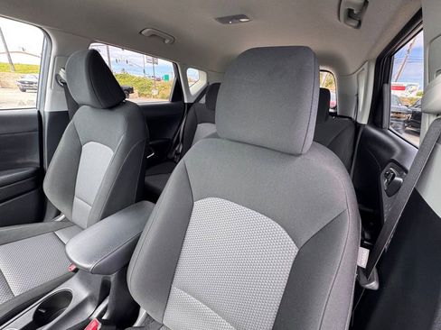 Used 2023 Kia Soul LX w/ Option Group 015 FWD image 19