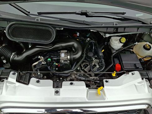 Used 2022 Ford Transit 350 XLT image 29