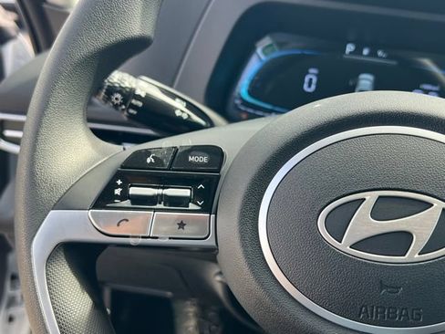 New 2026 Hyundai Elantra SE FWD image 21