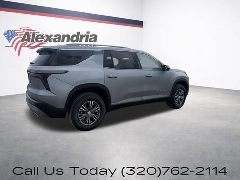Certified 2024 Chevrolet Traverse LT image 10