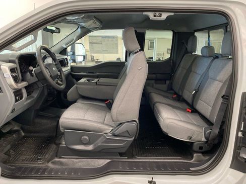 New 2025 Ford F250 XL w/ XL Off-Road Package image 12