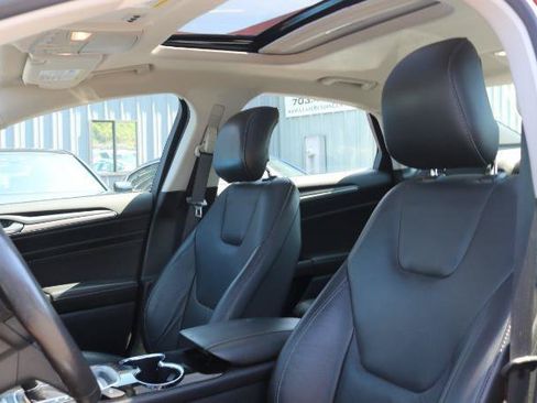 Used 2014 Ford Fusion Titanium FWD image 8