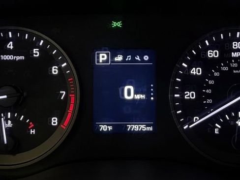 Used 2018 Hyundai Tucson SE w/ Cargo Package FWD image 16