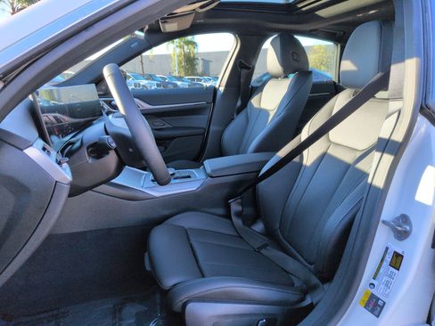 Used 2025 BMW i4 xDrive40i w/ Premium Package image 16