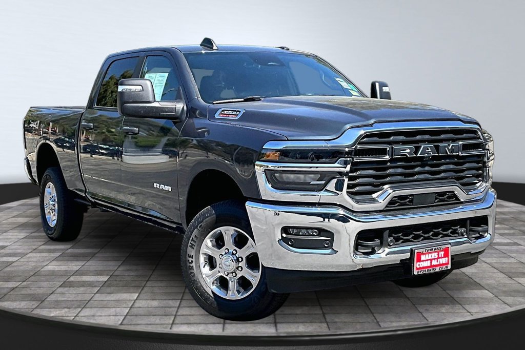 Certified 2025 RAM 2500 Big Horn AWD/4WD image 38
