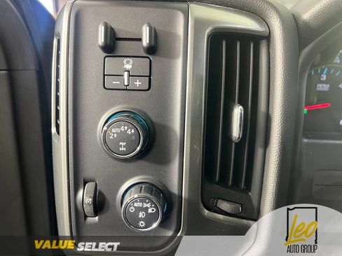 Used 2018 Chevrolet Silverado 1500 LT w/ All Star Edition AWD/4WD image 14