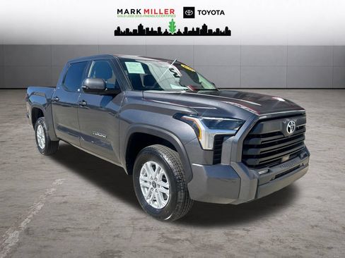 Used 2024 Toyota Tundra SR5 w/ Advanced Technology Package AWD/4WD image 8