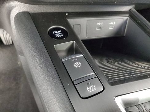 New 2026 Nissan Kicks SV w/ Cold Weather Package FWD image 26