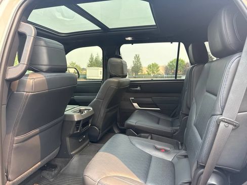 Used 2024 Toyota Sequoia Platinum AWD/4WD image 21