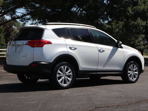 Used 2013 Toyota RAV4 Limited FWD image 5