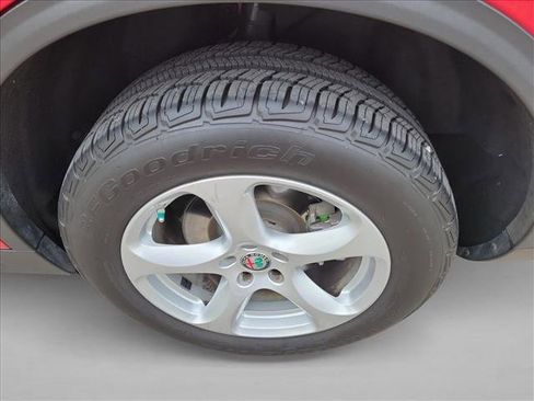 Used 2018 Alfa Romeo Stelvio Sport w/ Cold Weather Package image 12