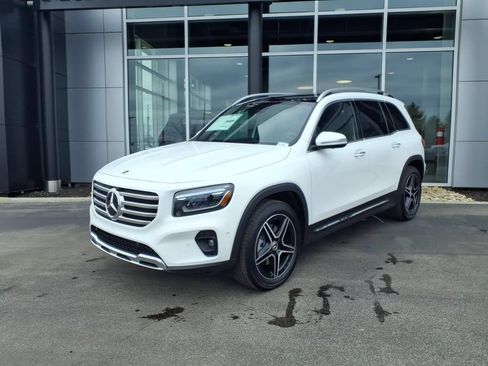 Certified 2026 Mercedes-Benz GLB 250 4MATIC image 2
