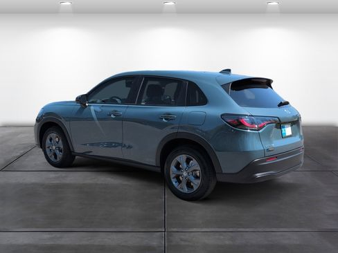 New 2026 Honda HR-V Sport image 3