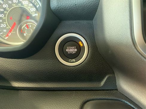 Used 2025 RAM 1500 Big Horn image 26