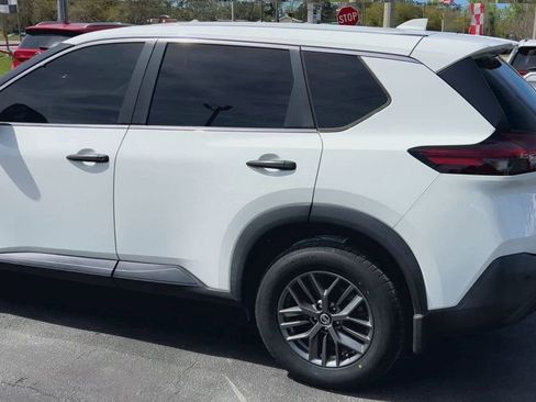 Used 2021 Nissan Rogue S image 6