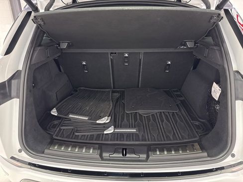 Used 2020 Land Rover Range Rover Evoque R-Dynamic SE image 30