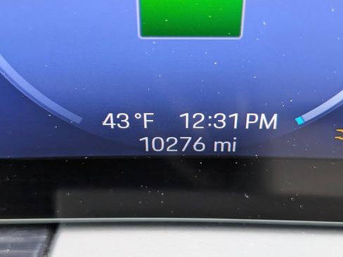 Certified 2024 Porsche Macan 4 Electric image 22