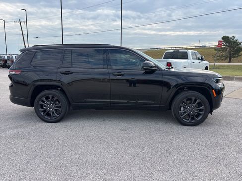 New 2026 Jeep Grand Cherokee L Limited AWD/4WD image 7