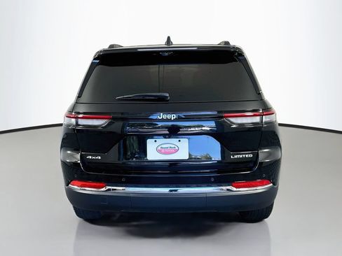 Used 2024 Jeep Grand Cherokee Limited w/ Luxury Tech Group II AWD/4WD image 6