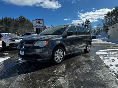 Used 2017 Dodge Grand Caravan SE