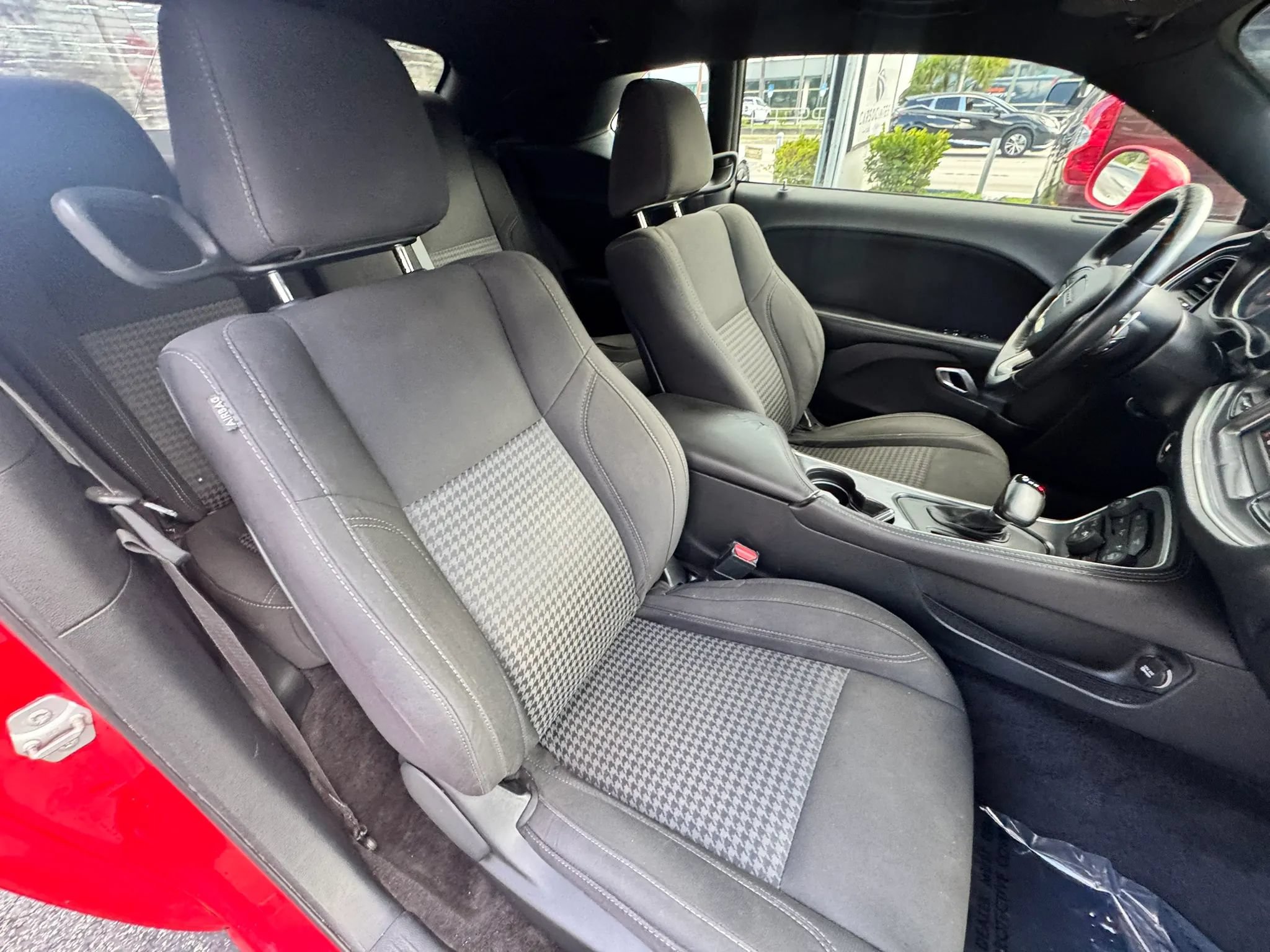 Used 2018 Dodge Challenger R/T w/ Performance Handling Group RWD image 24