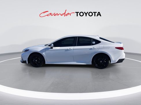 Certified 2026 Toyota Camry SE image 5