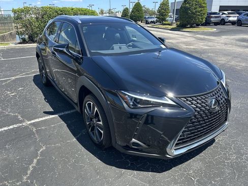 Used 2024 Lexus UX 250h FWD image 12