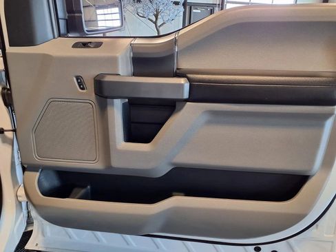 Used 2018 Ford F150 XLT w/ Equipment Group 302A Luxury image 13